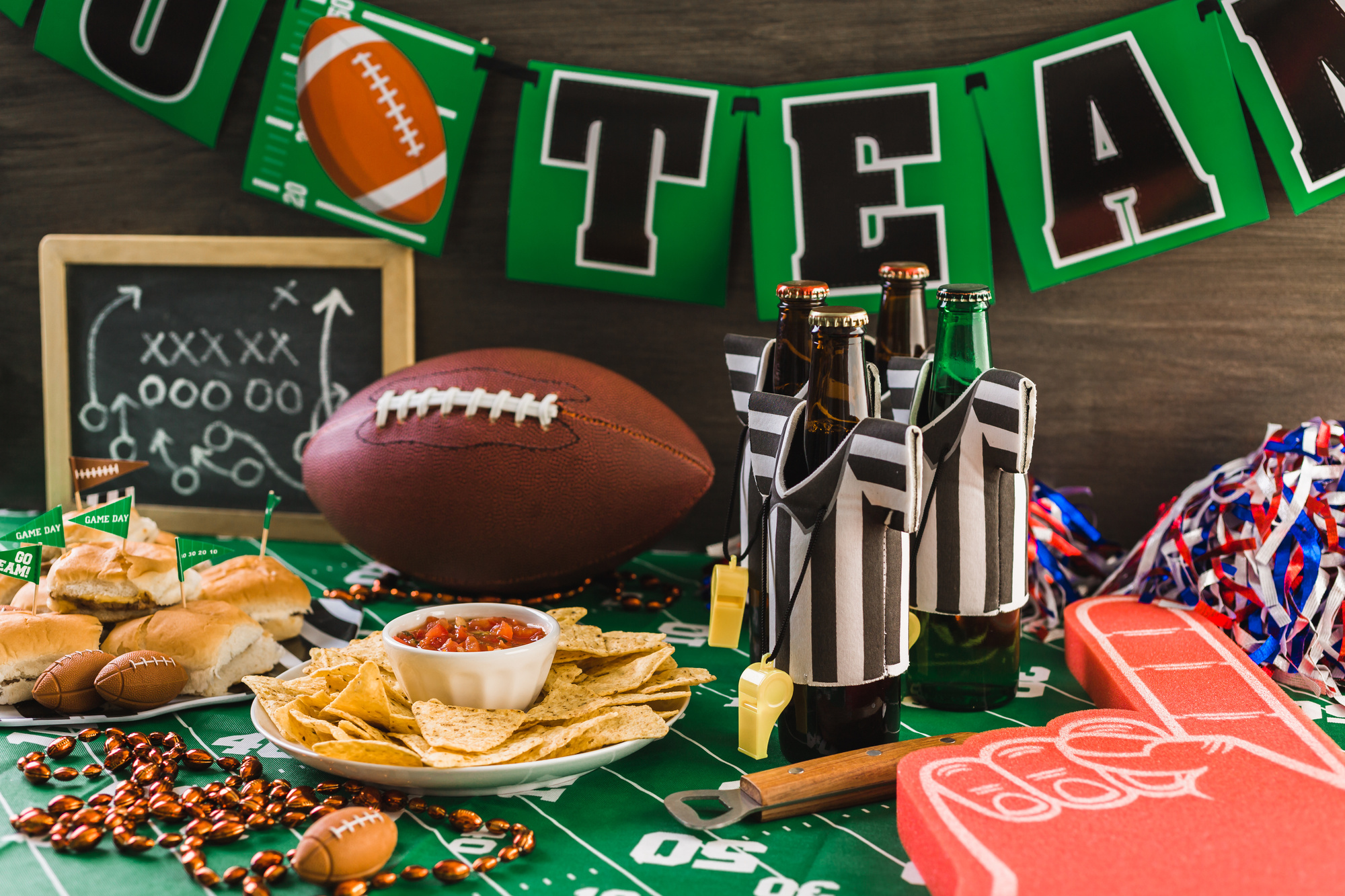 Super Bowl Party ideas - Football Forum  Superbowl party food, Superbowl  party, Football snacks